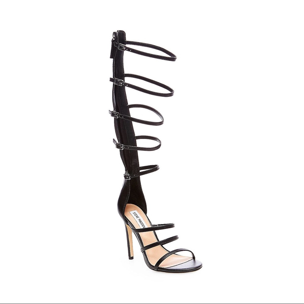 Steve Madden: Cibel Black 7.5